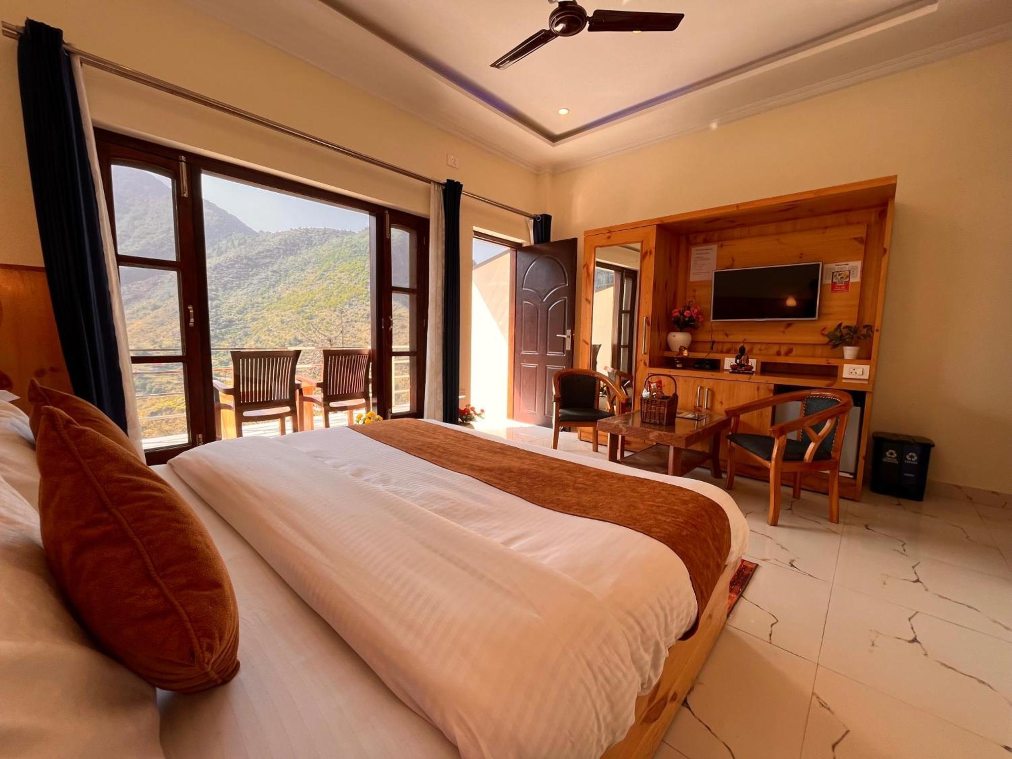 Sitara Hotel & Resort In The Lap Of Nature, Массури Экстерьер фото