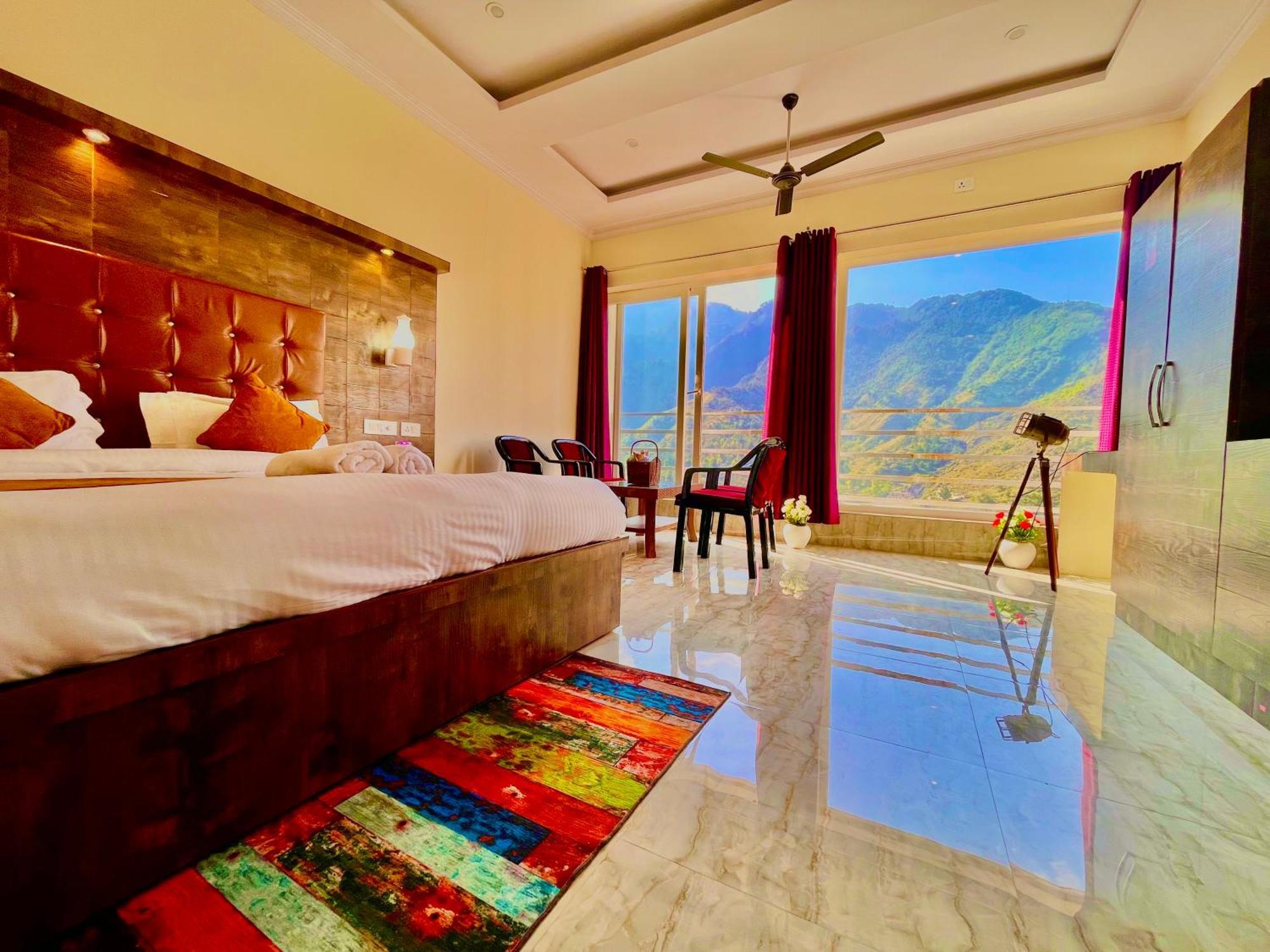 Sitara Hotel & Resort In The Lap Of Nature, Массури Экстерьер фото